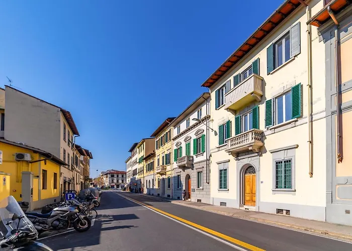Guesthost - Florence Quiet Apartment With Private Garden